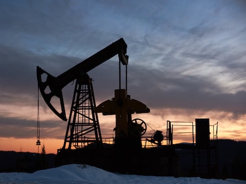 Países de Asia cierran universidades y reducen jornadas por incertidumbre sobre gas y petróleo