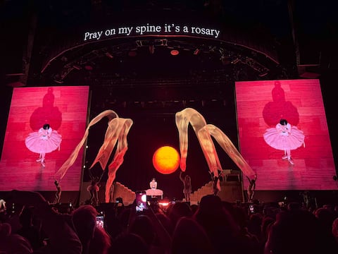 Rosalía pone a sus pies a la crítica británica, con su gira ‘Lux’ en Londres: “Es un triunfo absoluto”