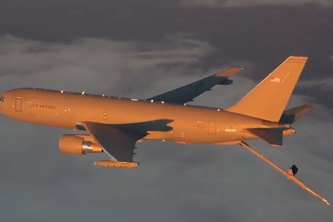 El cisterna KC-46 Pegasus es el proveedor seguro de todas las aeronaves militares estadounidenses