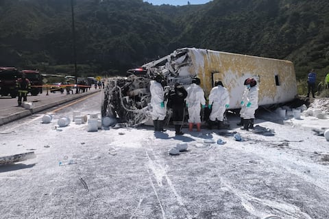 Policía determinará causas de siniestro en Guayllabamba que dejó 42 afectados y dos muertos