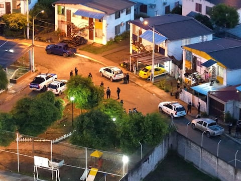 Golpe al crimen en Chone: 17 detenidos y 9 allanamientos en la Operación IAD