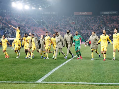 AC Milan recorta distancias con Inter tras ganarle al Bolonia con Pervis Estupiñán de suplente