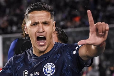 Álex Arce, exjugador de Liga de Quito, campeón de la Copa Argentina con Independiente Rivadavia