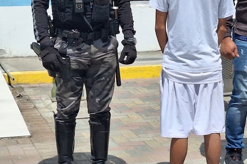 Cambiaba el color de su cabello para no ser identificado: Policía capturó a presunto sicario de 15 años en Manta