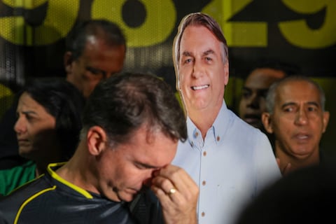 Jair Bolsonaro alega que intentó quemar su tobillera electrónica en momento de “paranoia”