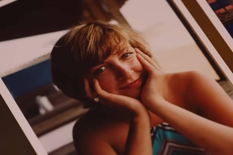 Ann Fisher, víctima de Jeffrey Epstein, revela por qué intentó atraerla a cenar con un miembro de la realeza británica: “dijo que me parecía a la princesa Diana”