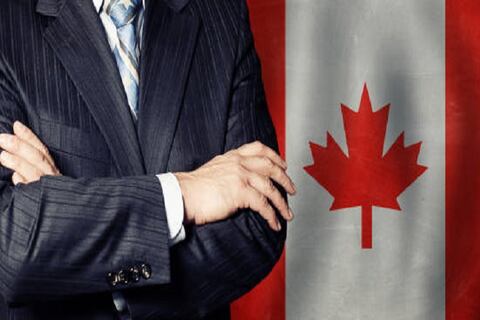 Cómo ‘saltarse’ la fila para vivir en Canadá: el truco legal para profesionales que acelera la residencia en meses