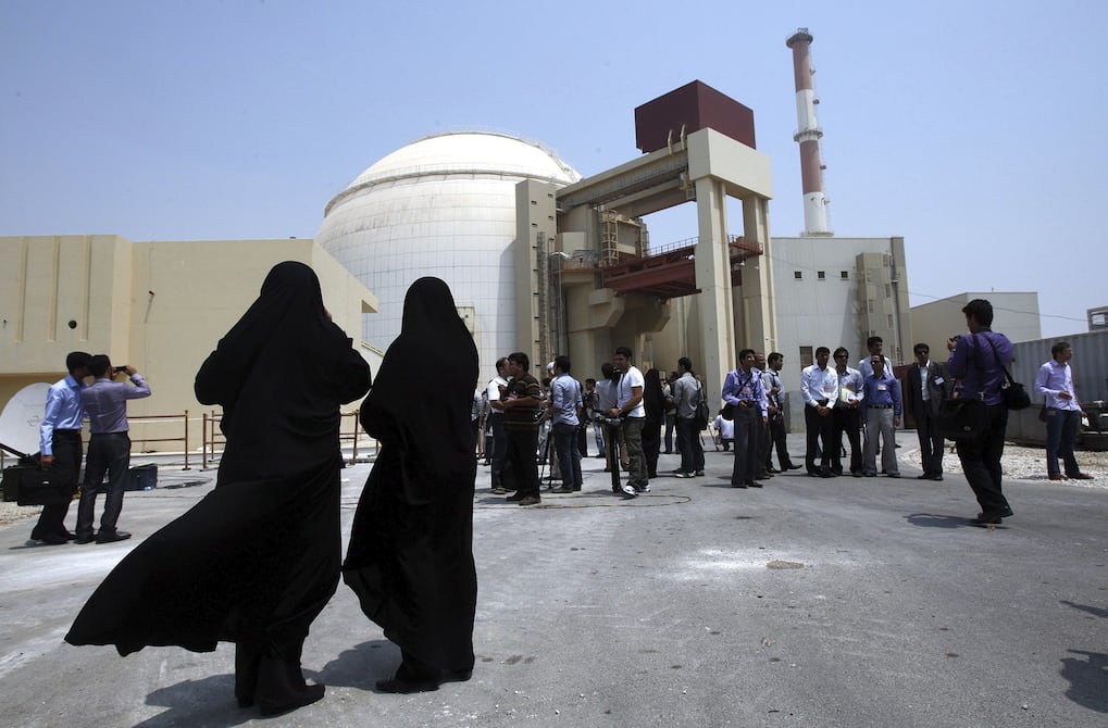 “Restricciones alimentarias”, OIEA alerta del riesgo de atacar central nuclear iraní de Bushehr
