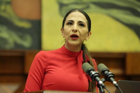 Tanlly Vera sale del MAG en medio de protestas de agricultores por los precios del arroz