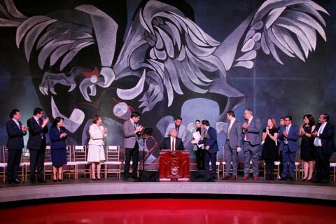 Comisionados internacionales exigen honorarios adeudados por Gobierno de Lenín Moreno