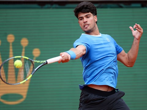 Carlos Alcaraz debuta en el Master 1000 de Montecarlo con triunfo sobre Sebastián Báez