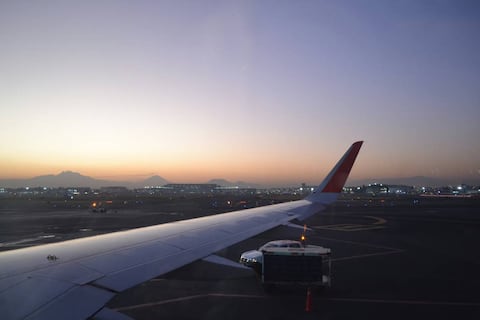 Aerolínea del Caribe cancela todos sus vuelos nacionales: uno de sus aviones fue tiroteado en una lucha entre bandas