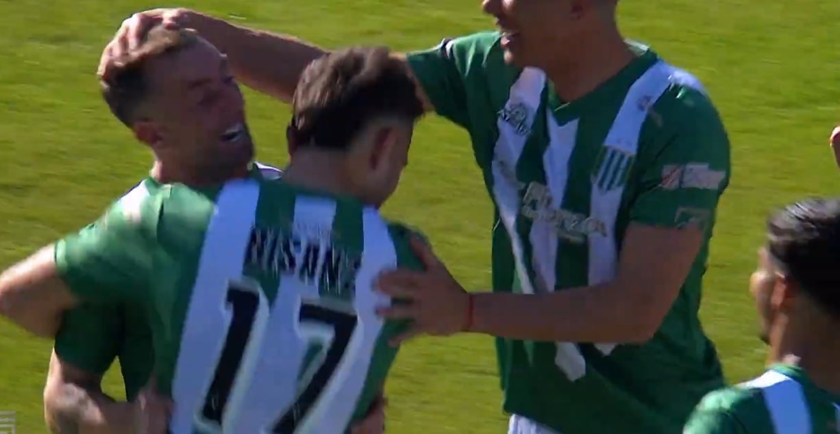 Golazo de Damián ‘Kitu’ Díaz para la victoria de Banfield sobre Barracas Central, DT Rubén Darío Insúa, por la Liga Profesional de Argentina