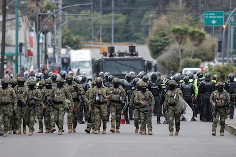 Presidente Daniel Noboa publica el reglamento a la Ley para el Fortalecimiento de las Fuerzas Armadas y Policía Nacional