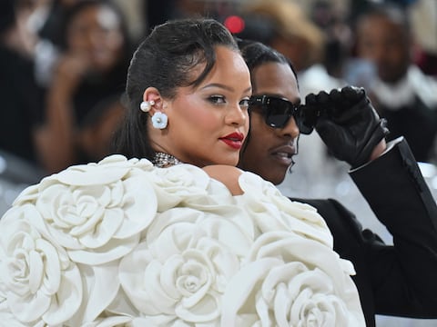 Identifican a la sospechosa del tiroteo contra la casa de Rihanna en Los Ángeles