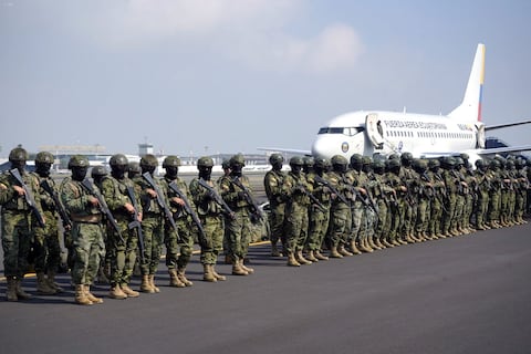 Ministerio de Defensa Nacional, la Fuerza Terrestre y la Base Naval de Salinas declararon la emergencia en el marco del conflicto armado interno