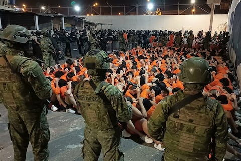 $ 20 por un aceite y $ 5 por una pastilla: así funcionaría la economía criminal en las cárceles de Ecuador, según estudio