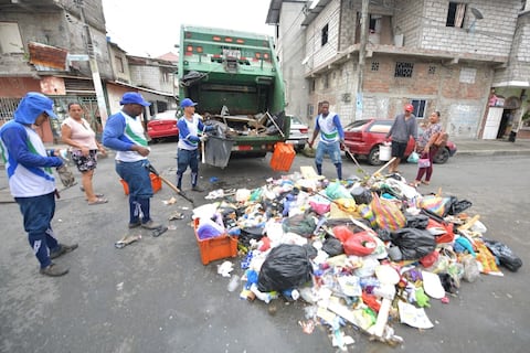 Basura acumulada en Guayaquil