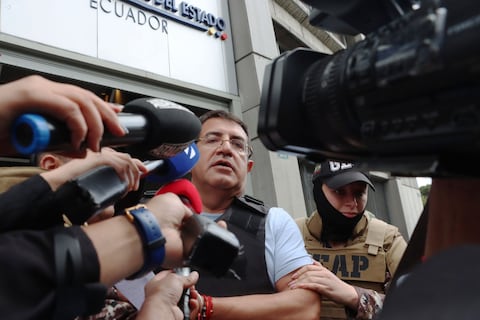 Una pena máxima con agravantes es lo que buscarán los acusadores de Santiago Díaz por la violación de una menor; defensas aseguran que en este caso no caben beneficios