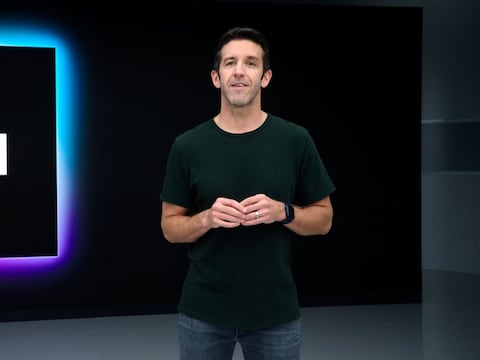 Quién es John Ternus, el próximo CEO de Apple en reemplazo de Tim Cook