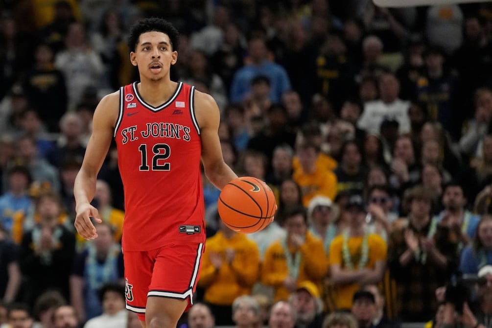 ¿Quién es RJ Luis Jr., el basquetbolista de raíces ecuatorianas que jugará en la NBA?