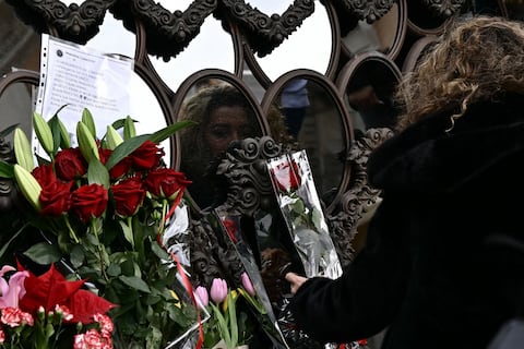 La Maison Valentino es punto de homenaje por la muerte del diseñador Valentino Garavani