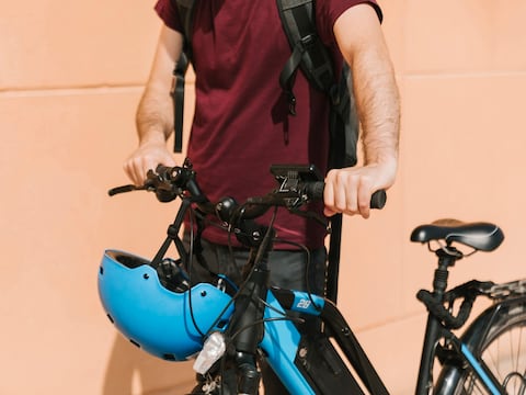 Amazon demanda a empresas chinas por vender al menos siete modelos de bicicletas y scooter eléctricos con sellos de certificación presuntamente falsos