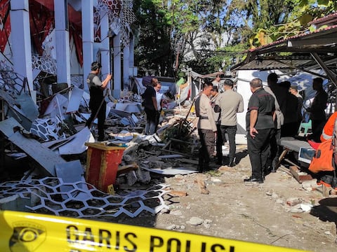 El terremoto de 7,4 en Indonesia deja al menos un muerto y activa alerta de tsunami