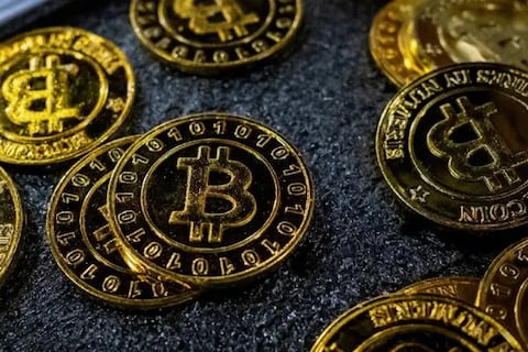 China asesta el golpe final al mercado cripto: La nueva prohibición masiva que borra las monedas digitales de internet este 30 de septiembre