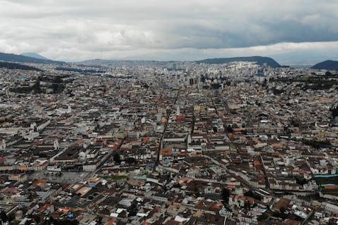 Estas son las principales preocupaciones de los quiteños en este 2025, según encuesta