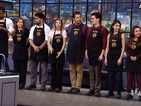 ‘MasterChef Celebrity Ecuador 3′: la mitad de los ‘celebrities’ recibió delantal negro