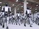 Video del ejército de robots humanoides de China provoca debate en Estados Unidos