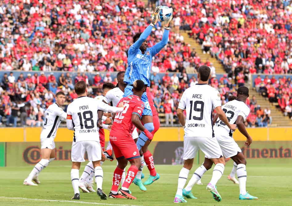 Copa Ecuador reprograma el juego Liga de Quito vs. El Nacional por la 'emergencia energética'