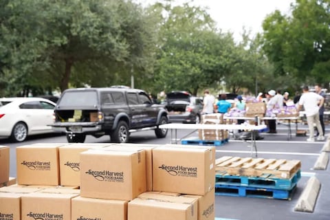 Lugares donde entregan comida gratis hoy en Florida: semana del 22 al 24 de abril de 2026