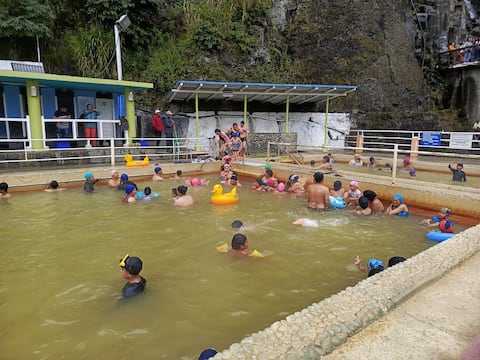 Baños de Agua Santa espera 30.000 visitantes diarios en feriado
