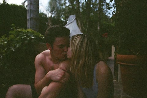 Stella, la hija de Antonio Banderas y Melanie Griffith, se compromete con su novio de toda la vida