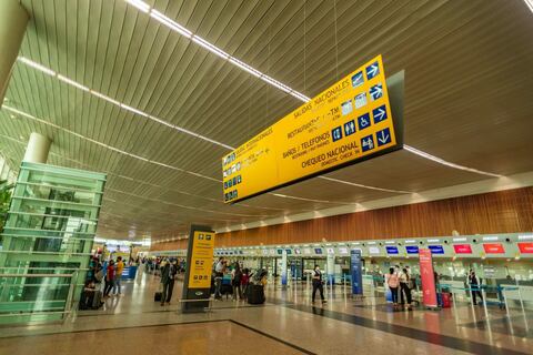 Las operaciones aéreas en Ecuador se desarrollarán con normalidad durante apagones