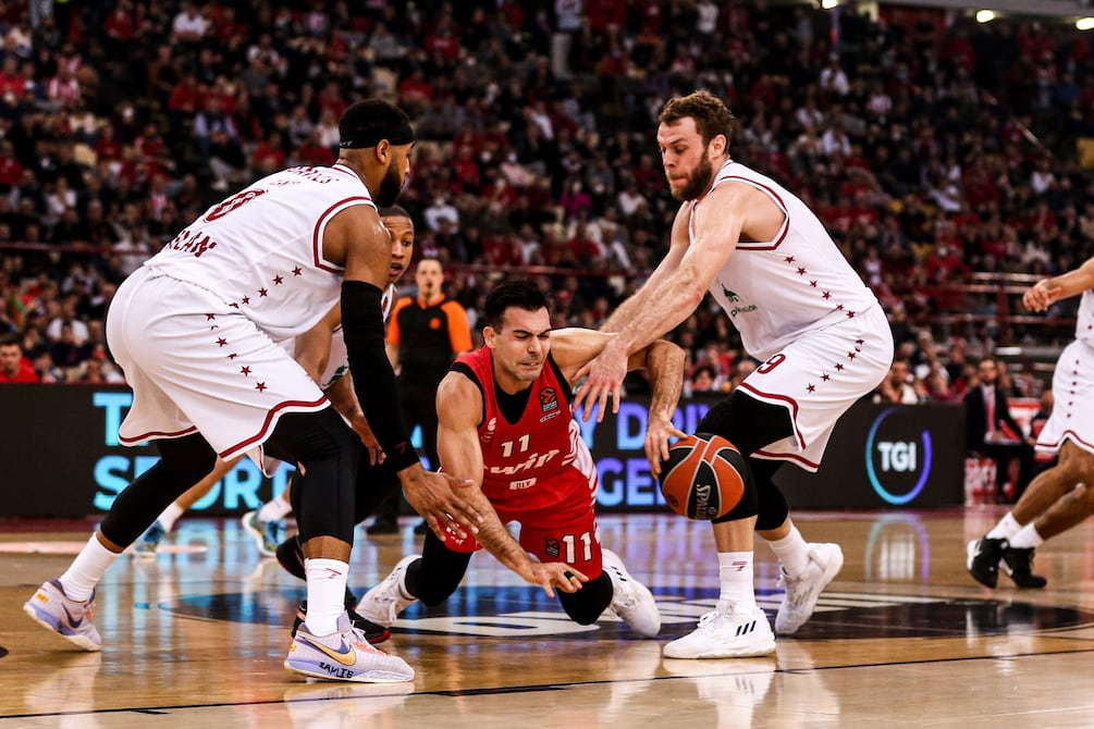 Giorgio Armani, rey en la moda... y en el deporte: dueño del Olimpia Milano y diseñador de la delegación italiana en los Juegos Olímpicos