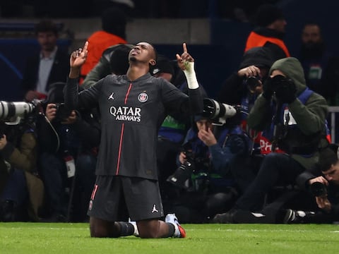 Willian Pacho iguala histórico récord de Antonio Valencia en Europa