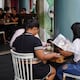 ‘Ese día es una locura, la mayor oportunidad de ventas’: locales de desayunos analizan combos y ofertas por el Día de la Madre