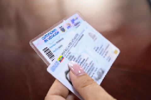 Mujer que se hizo pasar por su prima es sentenciada a prisión por falso sufragio en Chimborazo