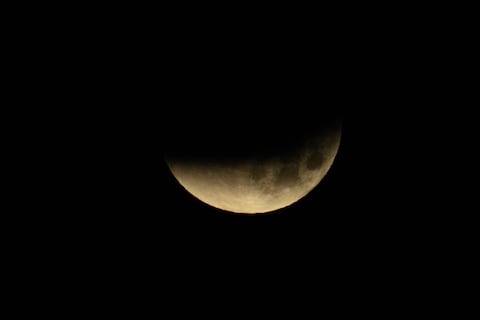 El eclipse lunar que se vio desde Ecuador hasta Japón