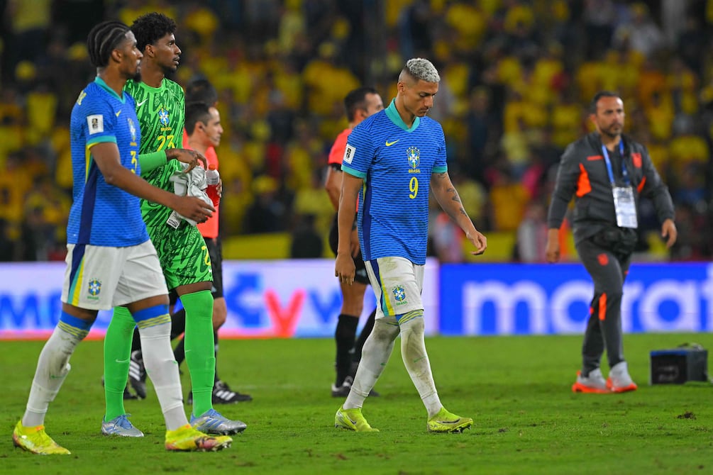 ‘Actuación tímida y floja’, ‘sin brillo’ y ‘deslucido’, las reacciones de la prensa de Brasil por la igualdad ante Ecuador en el estreno de Carlo Ancelotti en la eliminatoria al Mundial 2026