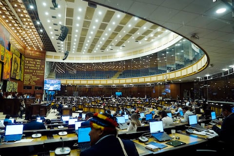 Más de $ 2.800 millones en condenas al Ecuador: decisiones graves sin responsables ni ley de repetición