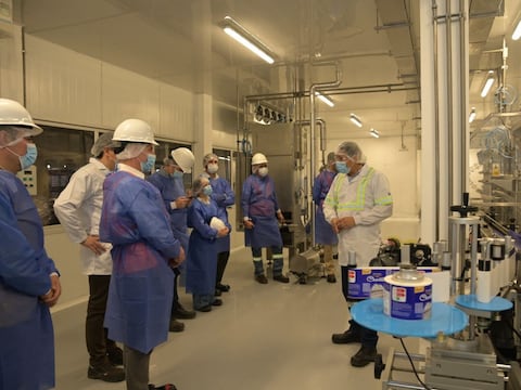 La Fabril inaugura planta de cremas vegetales en Montecristi para impulsar producción local