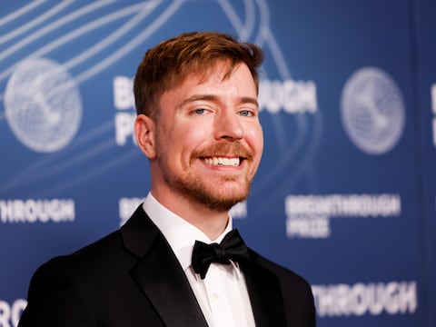 MrBeast rompe el récord Guinness por la mayor cantidad de dinero recaudado para caridad en una transmisión: esta cantidad recolectó