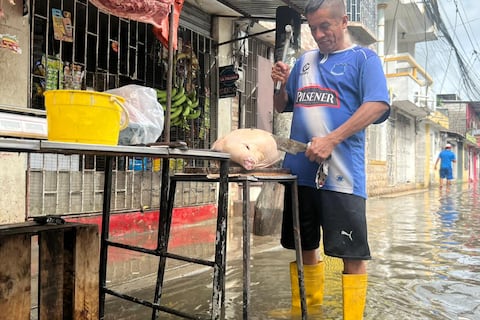 ‘Por el agua se nos dañaron dos congeladores’: comercios de Durán reportan afectaciones por inundaciones