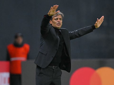 Fabián Bustos es el nuevo director técnico de Millonarios FC tras la salida de Hernán Torres