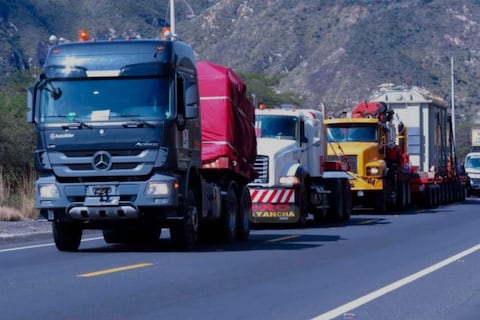 ‘Ya no hablamos solo de robos en carreteras, hablamos de asesinatos. Están matando a nuestros compañeros’, señalan transportistas