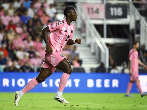 Allen Obando será vendido al Alavés y jugará cinco meses en Croacia